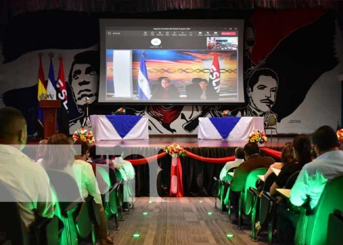 Encuentro en la UNAN-León sobre el talento humano