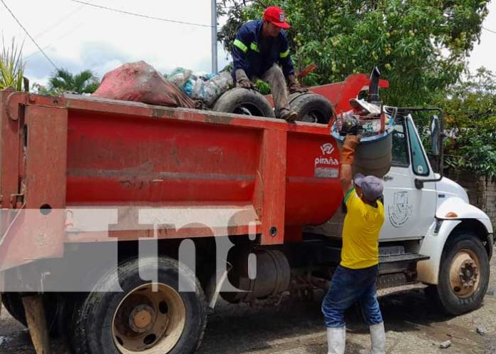 Alcaldía municipal y el MINSA realizan jornada de limpieza en Matiguás
