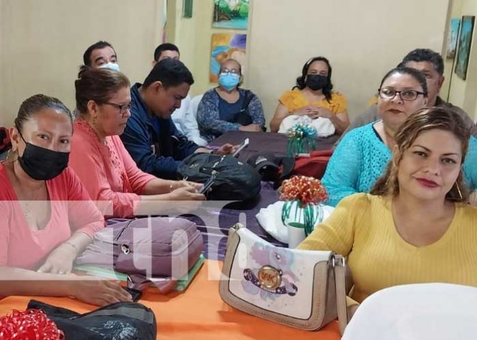 Homenaje a maestros y maestras en Tipitapa