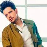 Lasso mantiene su éxito avasallador en Venezuela Lasso mantiene su éxito avasallador en Venezuela