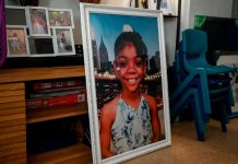 Niña golpeada y violada hasta la muerte por su mamá y hermano en Nueva York