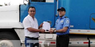 Entrega de camión al MINSA para que sea una clínica móvil