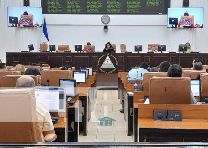 Sesión en el Parlamento de Nicaragua