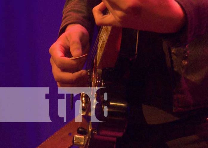 Invitación al evento Vivo Rock en Nicaragua