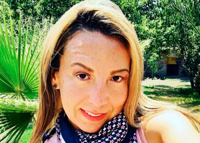 tendencias2 ¡Se la fumó verde! Mafe Walker, la mujer que dice hablar idioma alienígena