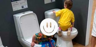 ¡No se aguantó! Niño de 4 años defecó en un baño de exhibición