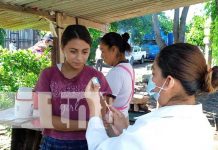 Más población protegida con el esquema anti COVID-19 en Managua Jornada de vacunación en barrios de Managua
