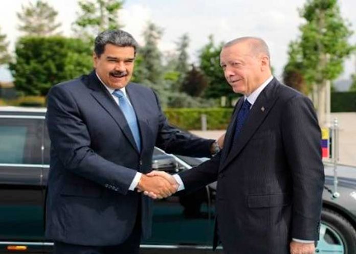 Venezuela anunció la firma de importantes acuerdos con Turquía