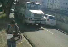 «No estaba para en la raya» Hombre se salva de ser aplastado por camión Se salva de morir atropellado por un camión