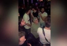A ritmo de reguetón, abuela rompe la pista de una disco con sus nietos A ritmo de reguetón, abuela rompe la pista de una disco con sus nietos