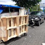 Conductor de camión pierde control y se vuelca en la Carretera Norte, Managua Foto: Vuelco de camión en Carretera Norte, Managua / TN8