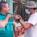 Familias se inmunizan contra el Covid 19 en Tipitapa