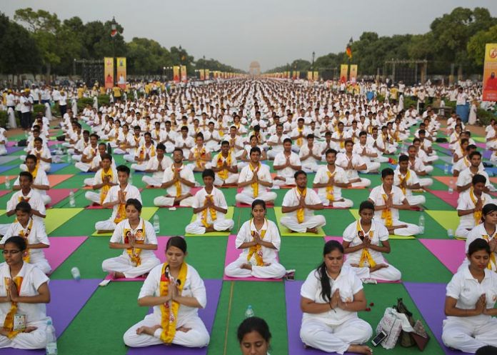 Celebración del 21 de junio 'Día Internacional del Yoga'