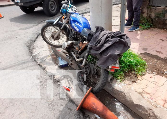 zz Motociclista lesionado al tirarse Alto en una intersección de Managua