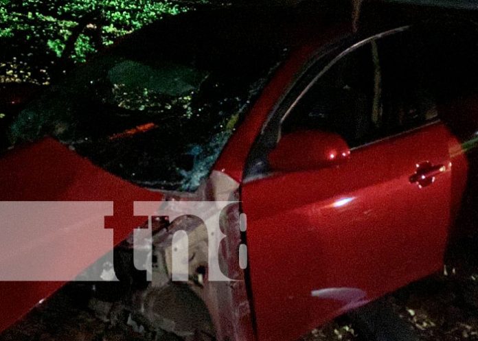 Conductor vive de milagro luego de fuerte accidente en Chinandega