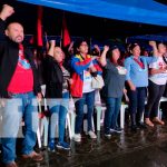 Masaya atenta al mensaje del Comandante Daniel Ortega en saludo al 43/19 Familias atentas al mensaje del Comandante Daniel Ortega en saludo al 43/19