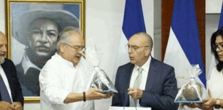 Presidente del parlamento nicaragüense recibe a senadores italianos