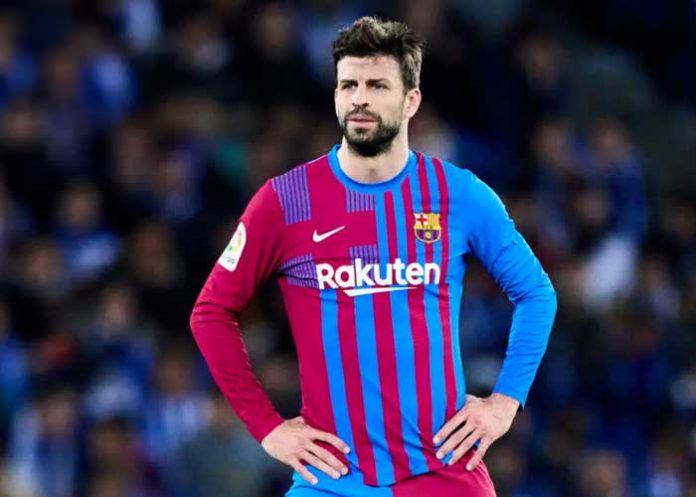 1 Piqué recibe abucheos y gritos con el nombre de Shakira en partido