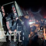 Falta de visión por lluvias provocó vuelco de bus en Bluefields Falta de visión por lluvias provocó vuelco de bus en Bluefields