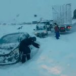 Tormenta de nieve en Chile y Argentina deja varias personas varadas Tormentas de nieve en Chile y Argentina dejan varias personas varadas