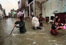 Potentes lluvias en Pakistán dejan 160 muertos hasta el momento