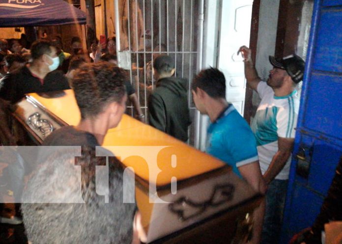 En Jinotega familiares reciben el cuerpo de un joven fallecido en accidente