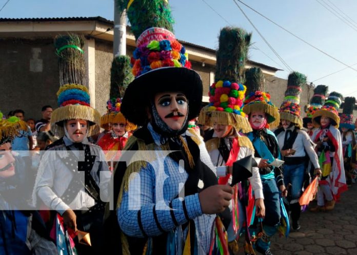 Realizan tradicional tope en honor a Santiago Apóstol, en Carazo