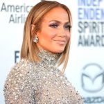 JLo arriba a los 53 años totalmente desnuda en Instagram