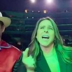 "Pasada de copas", Kate del castillo asiste a concierto de Bronco