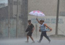 Bonnie deja 1 fallecido en su paso por El Salvador Bonnie deja 1 fallecido en su paso por El Salvador