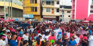 Aumentan las protestas que paralizan el trafico en Panamá