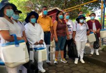 Jornada de vacunación casa a casa en barrio del Distrito V, Managua
