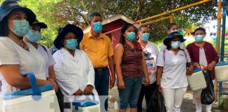 Jornada de vacunación casa a casa en barrio del Distrito V, Managua