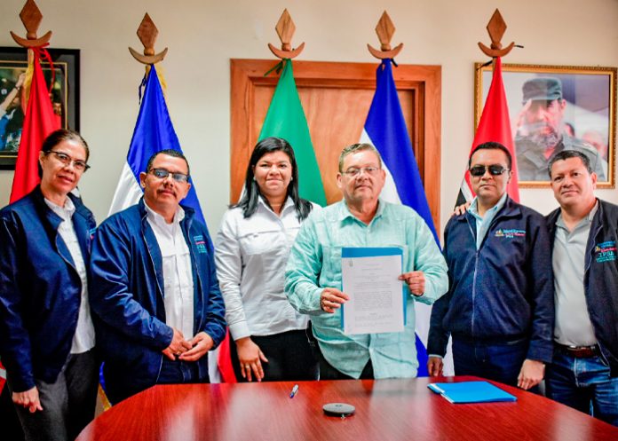 IPSA firma acuerdo sobre protección fitosanitaria con Irán