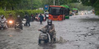 Cifras de muertes por lluvias ascienden a 230 en la India