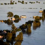 Inundaciones por lluvias torrenciales causa emergencia en Australia
