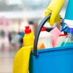 Dejó de limpiar la casa para darle lección a esposo y la ‘sorprendida fue ella’ Mujer deja de limpiar casa para ver si su esposo ayudaba