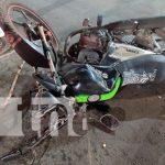 Colisión entre vehículos en Managua, casi le cuesta la pierna a pasajera Colisión entre vehículos en Managua, casi le cuesta la pierna a pasajera