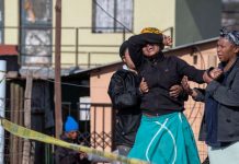 Tiroteos en dos bares de Sudáfrica dejan al menos 19 muertos
