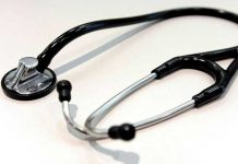 Suspenden a enfermera psiquiátrica por mantener relación con un paciente