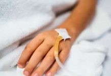 Hospitalizan a niña de seis años por consumir cocaína en fiesta familiar Hospitalizan a niña de seis años por consumir cocaína en fiesta familiar