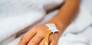 Hospitalizan a niña de seis años por consumir cocaína en fiesta familiar