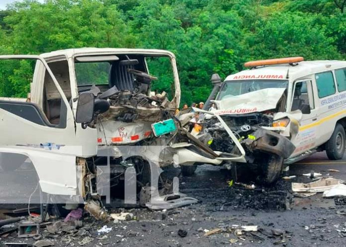 Violento accidente deja un fallecido y cinco lesionados en Tipitapa