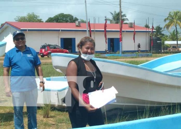 LANCHAS-1 Gobierno de Nicaragua entrega de medios de vida a familias costeñas