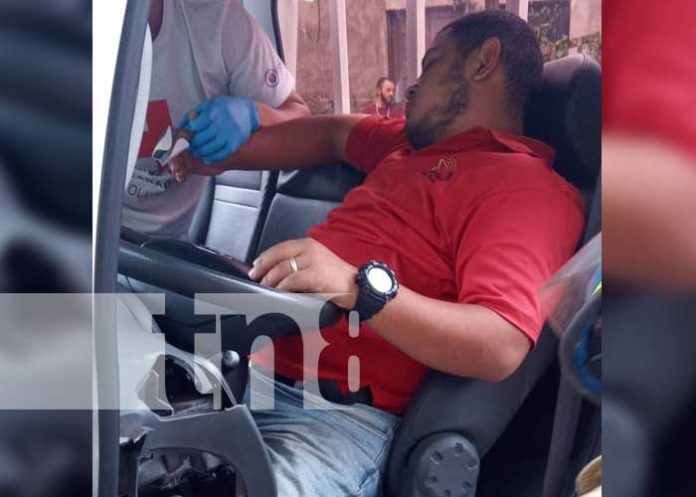 Aparatoso accidente en Jinotega deja a una persona lesionada