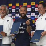 Alves supera pruebas médicas y firma acuerdo con Pumas puma, fútbol, dani, alves, barcelona,