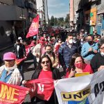 Educadores exigen igualdad salarial en Ecuador Educadores exigen igualdad salarial en Ecuador