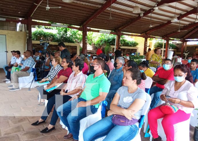 a Productores aprenden a potenciar sus actividades agrícolas en Managua