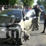 «Iba colgada»: Joven fallece tras aparatoso accidente en Managua (VIDEO) Accidente de tránsito en sector del busto de José Martí, Managua