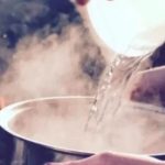 ¡Tremendo enojo! Le quemó ‘los gemelos’ con agua caliente por puros celos Lo escuchó hablar dormido de otra mujer y lo quemó